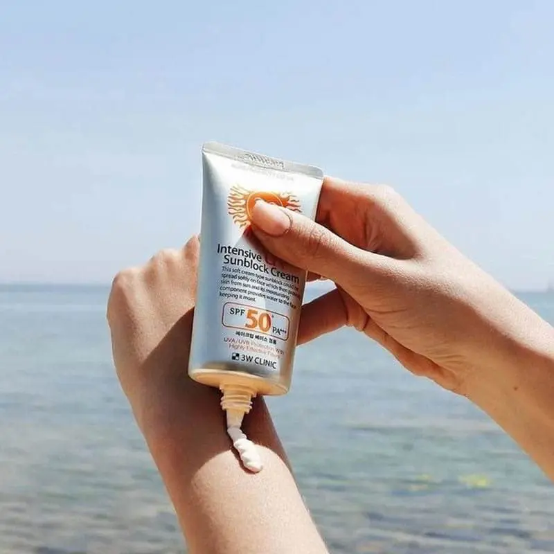 Picture of 3W Clinic Intensive UV Sunblock Cream with SPF50+ PA+++