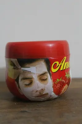 Picture of Anonno Face Wash Light Strawberry-250 Gm - Face Wash For Men