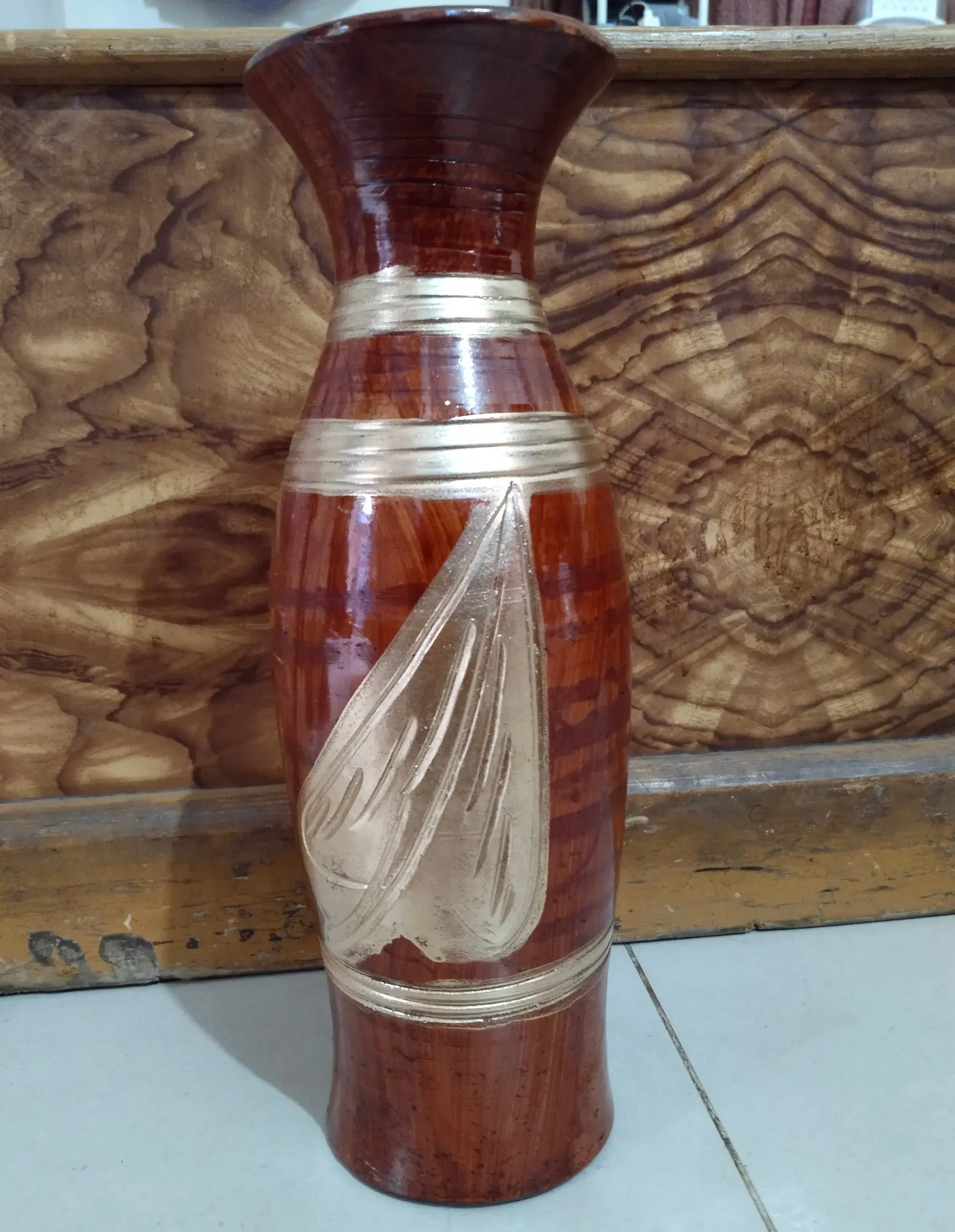 Picture of Matir Fuldani flower vase_Clay Flower Vase King size 12 inch