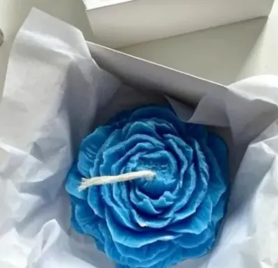 Picture of Elegant Floral Design peony candle-1pc