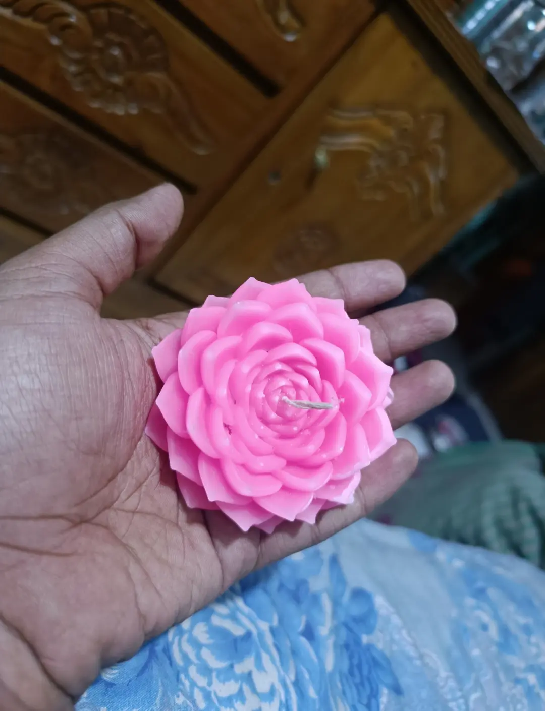 Picture of Lotus Flower Candle - Premium Soy Wax Calming Floral candle