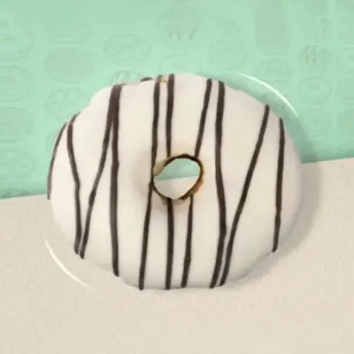 Picture of Donut White chocolate & Black zig