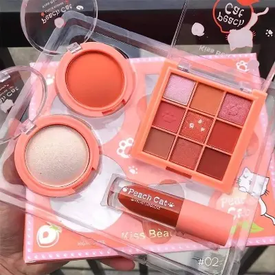 Picture of Kiss Beauty Peach Cat 4 in 1 Makeup Set