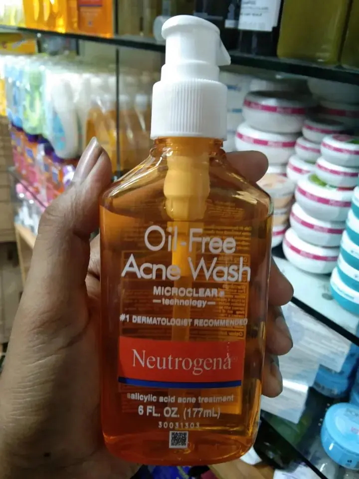 Picture of Neutrogena Oil-Free Acne Wash With Salicylic Acid- 177 ml