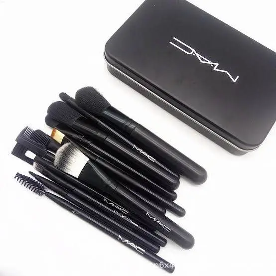 Picture of M.A.C Cosmetic Makeup Brush Set - 12 Pcs (Pack of 12)