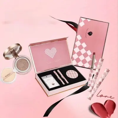 Picture of MANSLY - Checkerboard Satin Makeup Gift Set