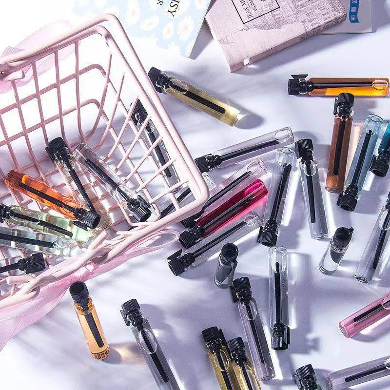 Picture of Fancy printed high-grade fragrance sample cards for glass vial packaging Pocket Perfume For Man & Woman  mini perfume -2ml