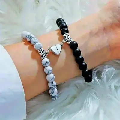 Picture of Heart Magnetic Couples Bracelets Black Onyx White Howlite Adjustable Elastic