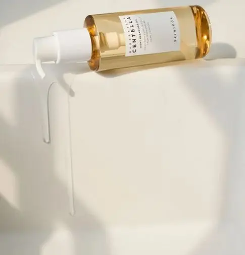 Picture of SKIN1004 Madagascar Centella Light Cleansing oil 200ml Yellow