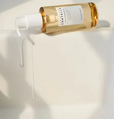 Picture of SKIN1004 Madagascar Centella Light Cleansing oil 200ml Yellow