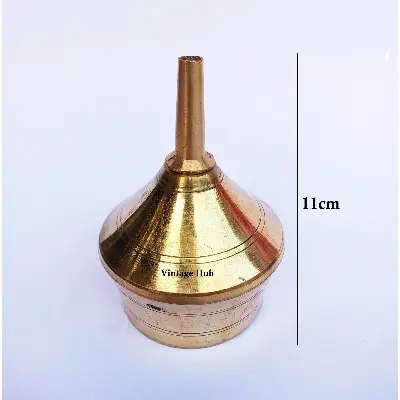 Picture of Indian Brass Kerosene Oil Lamp-Golden 11 cm Handmade-পিতলের কুপি