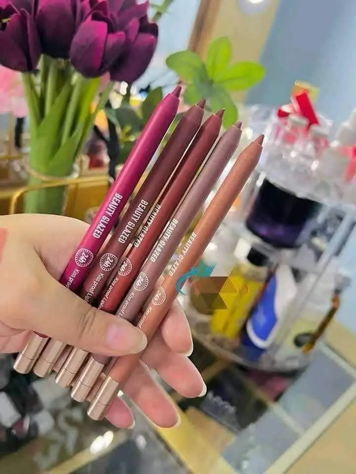 Picture of Beauty Glazed Lively Waterproof & Long Lasting Lip Liner