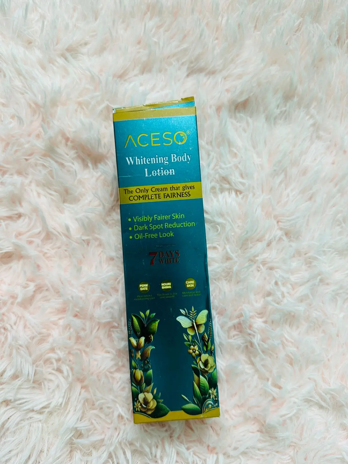 Picture of Aceso Whitening Body Lotion for Women Moisturizing Skin Care with Long-Lasting Effects for All Skin Types Fragrance-Free