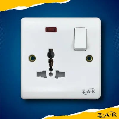 Picture of ZAK 3 Pin MF socket with switch (Business series)