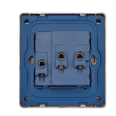 Picture of VGTEC  5 Pin MF socket with switch (Platinum series)