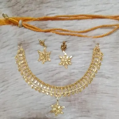 Picture of Understated -Choice and Remark -Traditional Gold Plated Choker Necklaces- Avant-garde Preferble - Low Hassle and Maintanance