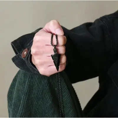 Picture of Men's Stainless Steel Cool Spearpoint Arrowhead Pendant Necklace for Men Boys  Chain Necklace For Men