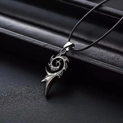 Picture of Black Dragon Pendant Necklace For Men Trendy Simple Chain For Men
