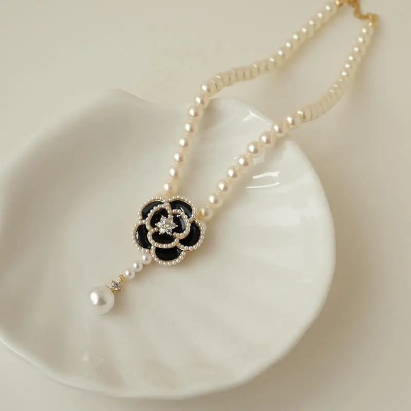 Picture of Stylish - Modern Vibe - Upscale Need - Cute Black Rose Flower Small Pendant Necklace For Women - Sensible - Must Have - Designed - Urban Vibes
