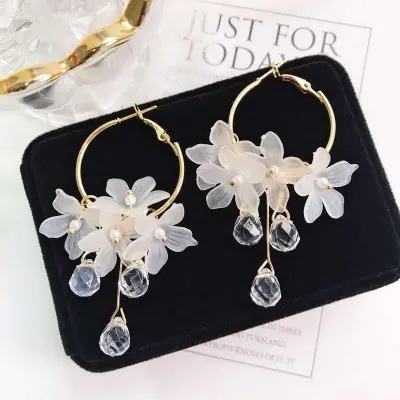Picture of Lavish indulgent - Fashion Flower Tassel Drop Earrings For Women Trendy Shiny Moon Star Pearls Dangle Earrings - Sensible - Must Have