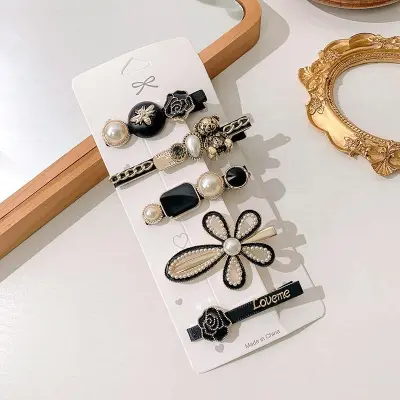 Picture of 5pcs Hair Clip Set Hair Pins Korean Fashion Shiny Crystal Rhinestone Hair Clip Hair Accessories For Women