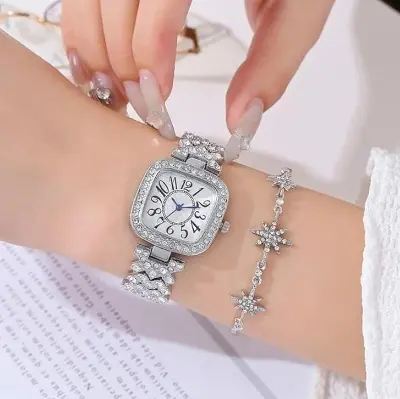 Picture of Luxury Stainless Steel  Stylish  Watch For Girls Women New