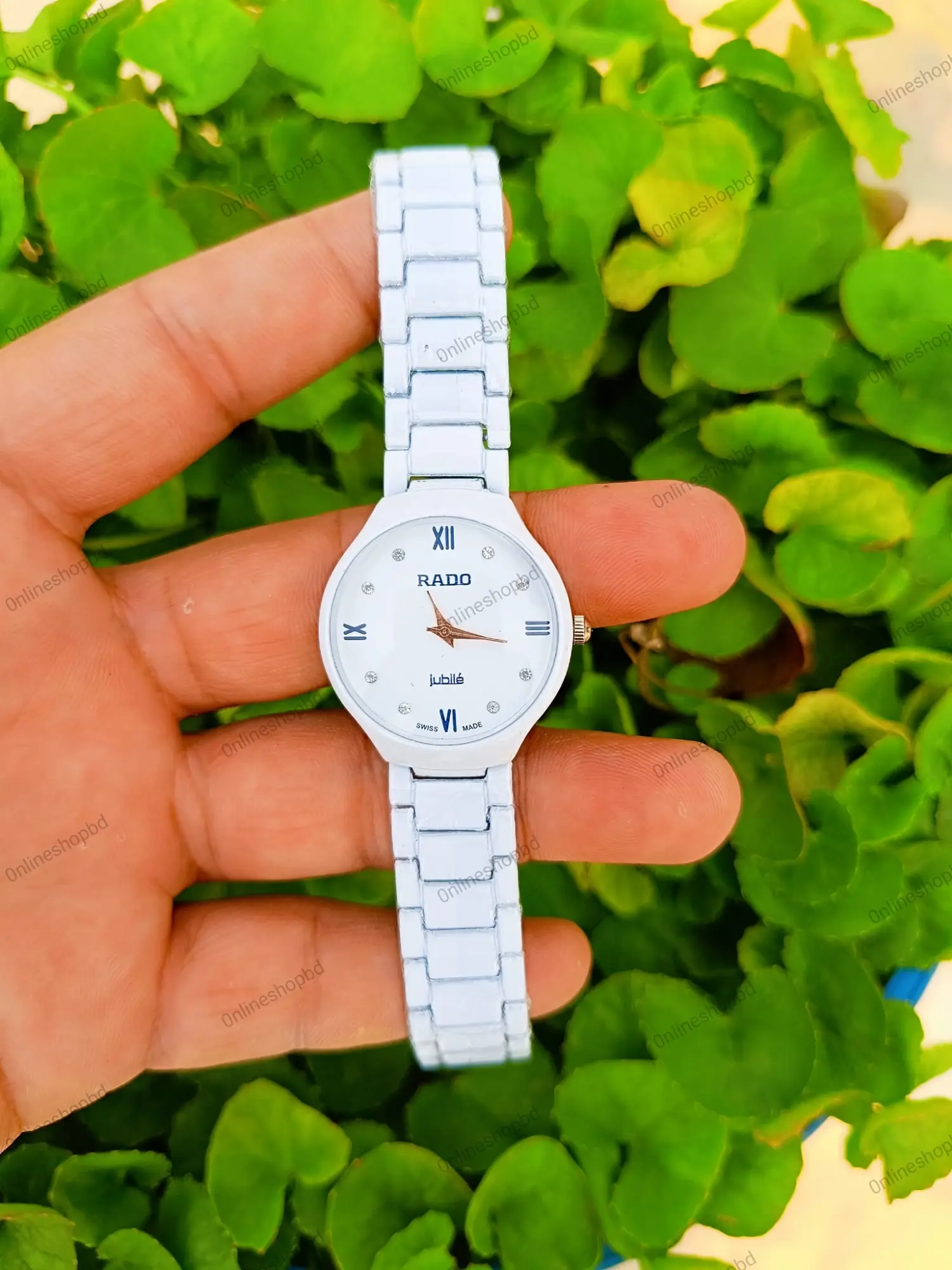 Picture of Stainless Steel Fashionable stainless analogue Hand watches for Women - ঘড়ি