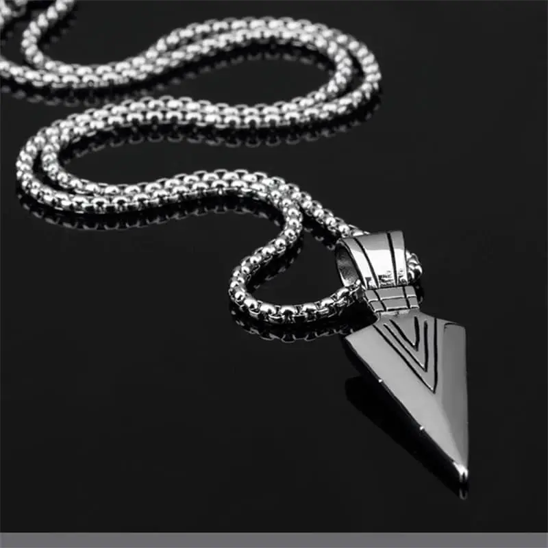 Picture of Arrow Necklace Stainless Steel Trendy Fashion Arrow Design Chain for Men