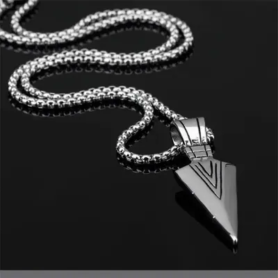 Picture of Arrow Necklace Stainless Steel Trendy Fashion Arrow Design Chain for Men