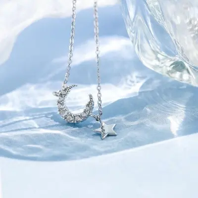 Picture of Up Graded - Ensemble Yourself - Highly Durable - Black Bracelet For Girls Women - Sustainable Choice - Designed - Urban Vibes