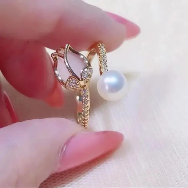 Picture of Pink Tulip Flower Ring  Rings for Teen Girls- Personality Fashion Cat's Eye Stone Tulip Flower Open Ring