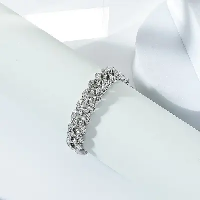 Picture of Trendsetter -Upscale Living -New style Men Cuban Link Chain Bracelet Shiny Rhinestone Inlaid Bangle Jewelry- Inventive Choice -For Men