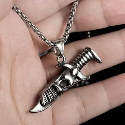 Picture of Korean Clavicle Chain Diamond Necklace Fashion Jewelry Necklace for Men