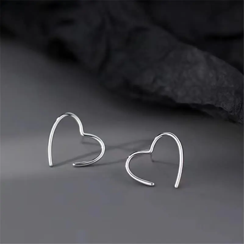 Picture of Trendy Fashionable Korean Elegant Cute Rhinestone Love Pearl Stud Earrings for Girls