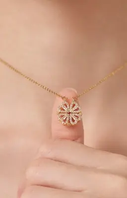 Picture of Sweet Rhinestone Bow Knot Pendant Necklace Elegant Summer Imitation Choker Necklace For Women Jewelry Gifts