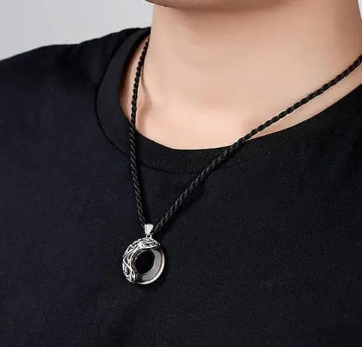 Picture of Round Stylish Men Pendant Necklaces Metal Cool Leather Chain Pendant  For Men