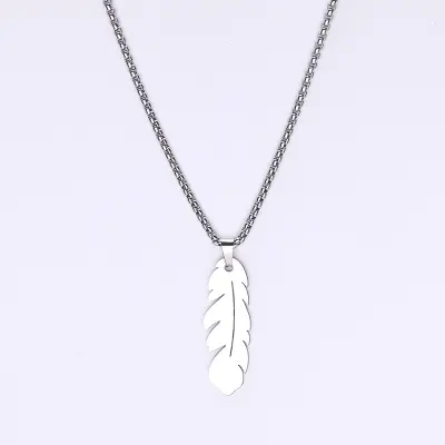 Picture of Men's Necklace Stainless Steel with Lucky Leaf  Pendant and SilverChain  Stainless Steel