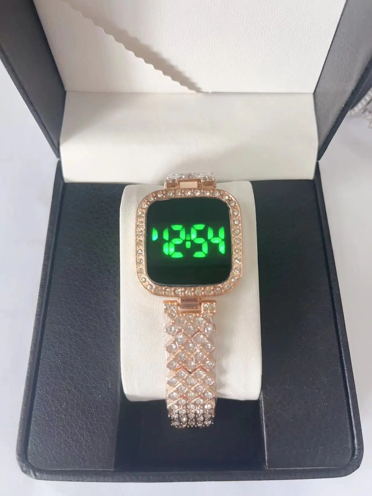 Picture of Stylish & Fashionable Elegant Mirror Quartz Ladies Watch