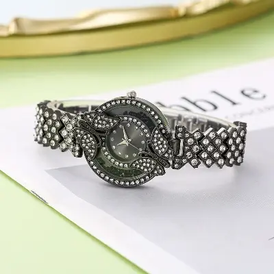 Picture of Stainless Steel Magnetic Watch For Girls - Watch For Women Buterfly