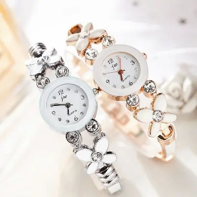 Picture of Watches for Women Analog Quartz Rhinestone Diamond Watch Fashion Dainty Women's Wrist Watch