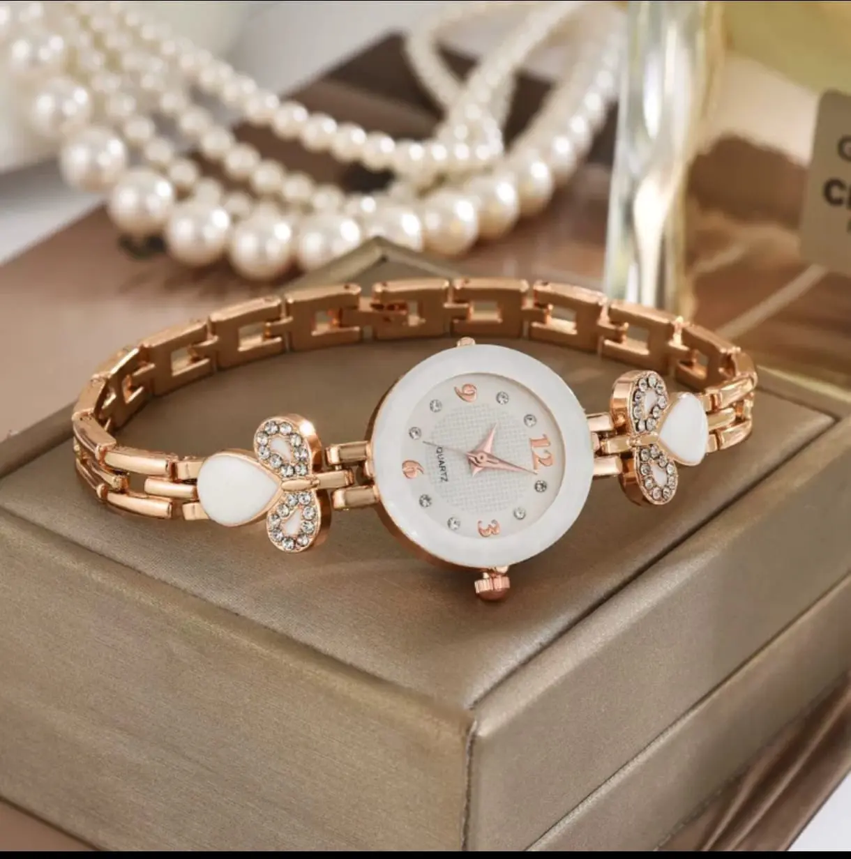 Picture of Bracelet Watches for Women Analog Quartz Rhinestone Diamond