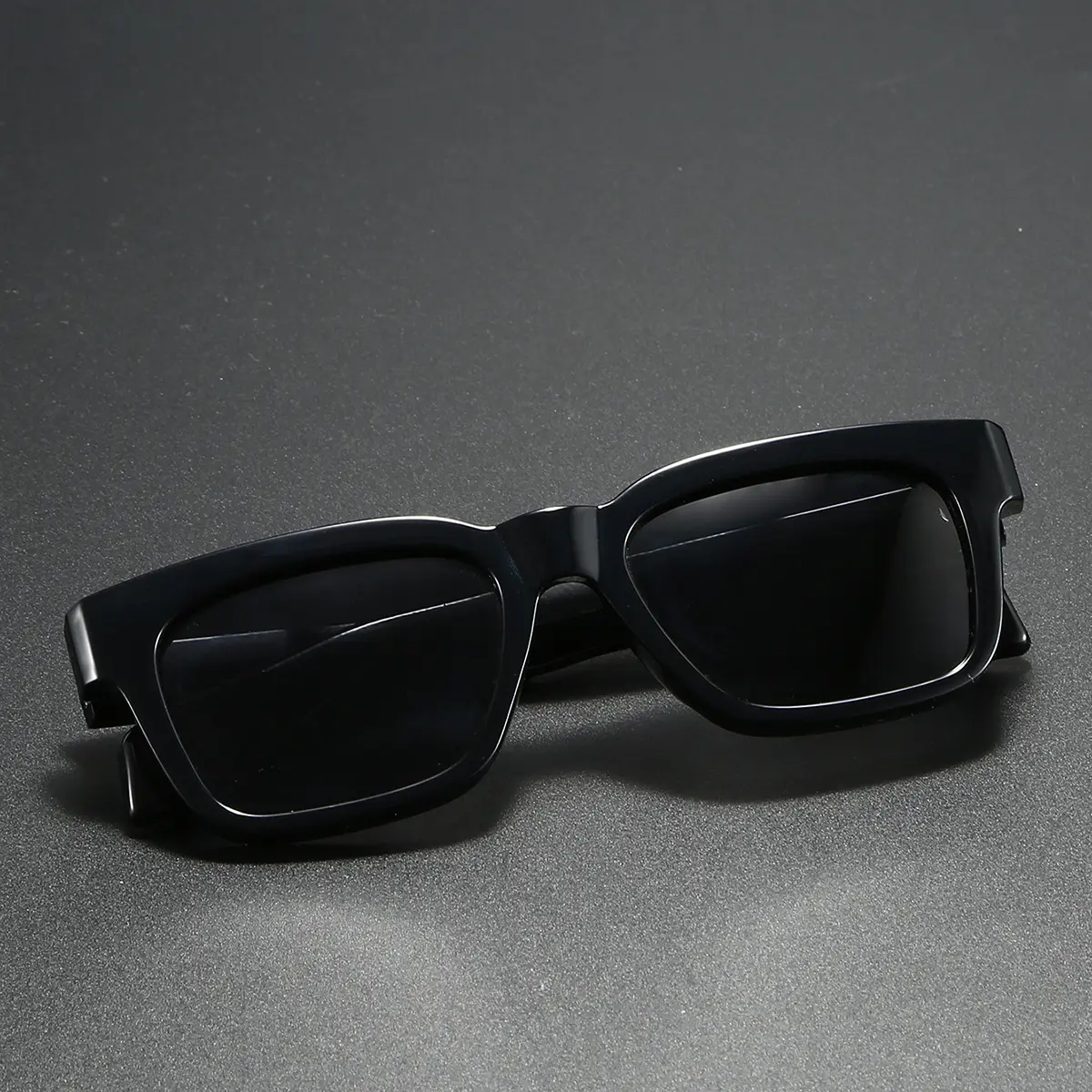 Picture of Achieve a Trendy Look with Too Stylish Black Sunglasses for Men - Very Comfortable and Fashionable, Easy to Clean - Embrace Sunglasses Fashion.
