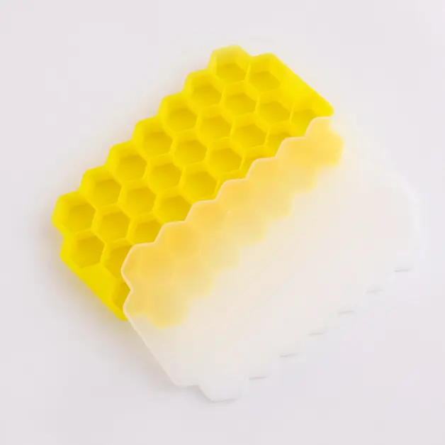 Picture of New High Quality Silicone Ice Cube Tray with Cover Food Grade Small Kitchen Appliances Ice Makers