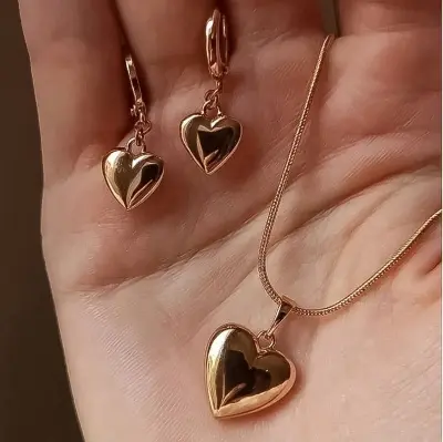 Picture of Fashion Golden Heart Pendant Earrings Necklace Bracelet Jewelry Set