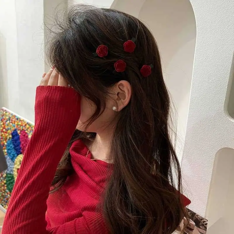 Picture of Ladies' Velvet Rose Hair Clip, Cute Internet Celebrity Hairpin For Bangs & Hair Accessories, Lovely Velvet Bowknot Barrette, Small But Cute,