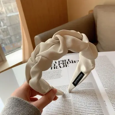 Picture of Korean Style Fashion Women's Hair Hoop Solid Color Pleated Elastic Headband Winter Hairband Hair Ties Hair Accessories Headwear