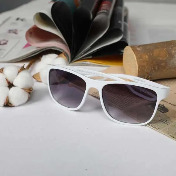 Picture of New Trendy Look Very Stylish White Sunglass for Men