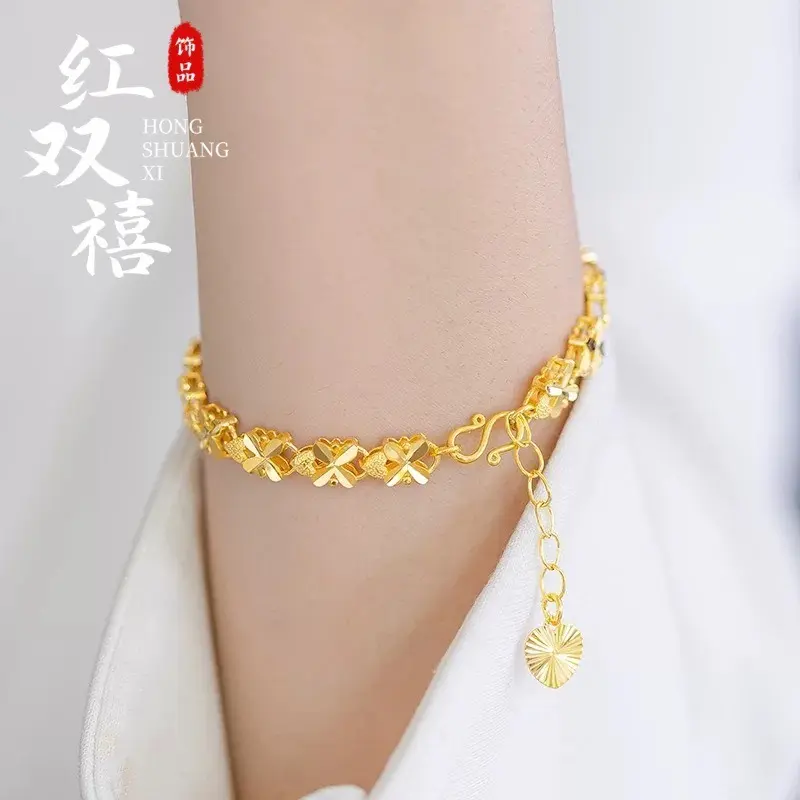 Picture of Purely Polished Simple Gold Plated Bracelet For Women