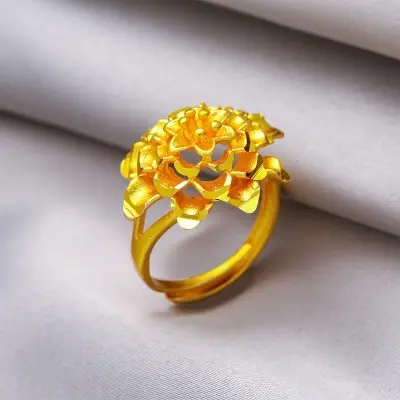 Picture of Vintage Look Gold Plated Flower Ring - Durable & Comfortable