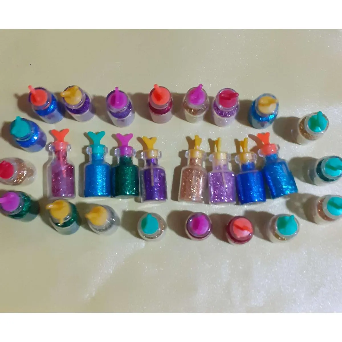 Picture of Glitter or Jori Powdwr-24 mini bottles